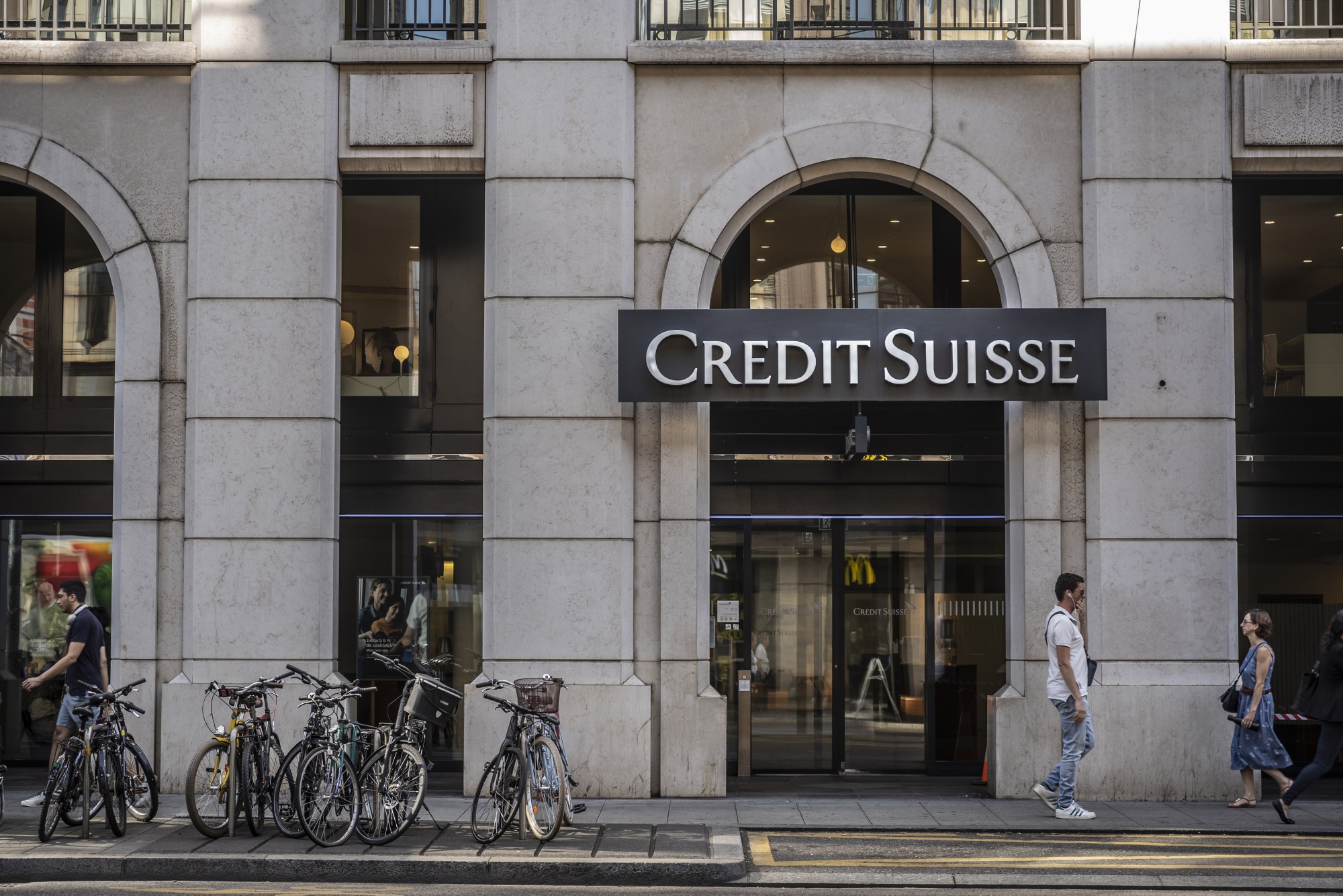 credit suisse human resources phone number