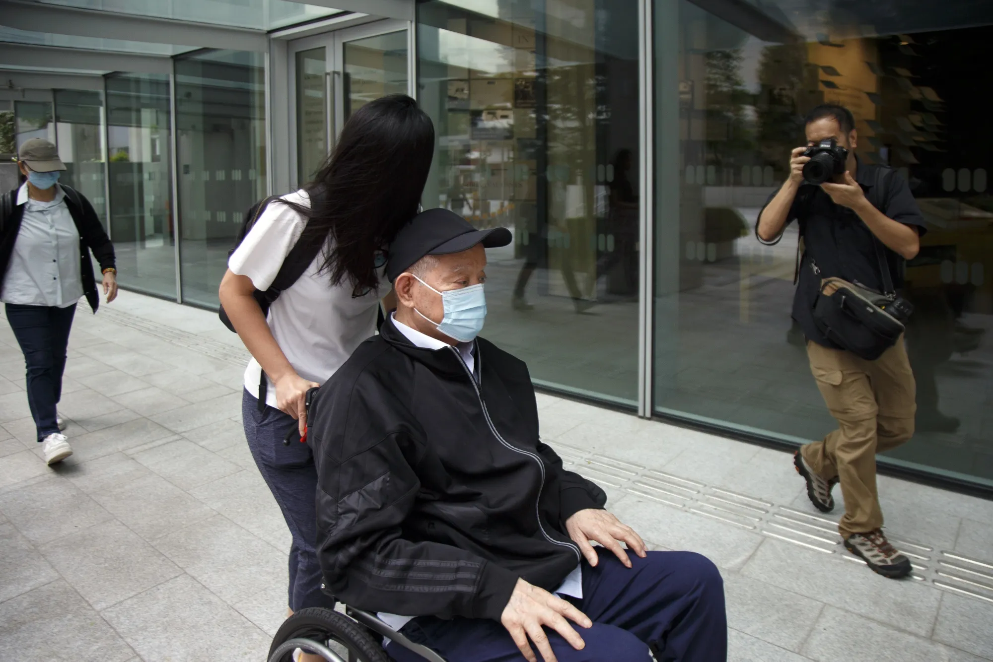 Lim Oon Kuin arrives at the State Courts in Singapore on Nov. 18.
