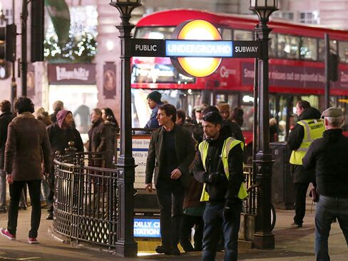 Tom Cruise on the 'Mission Impossible 5' film set in London.