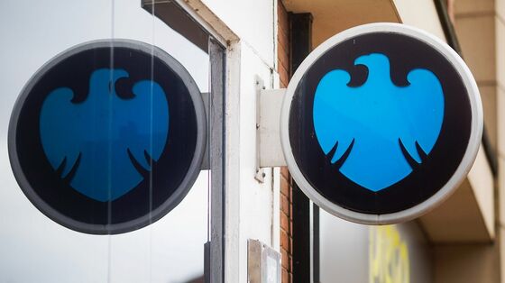 Barclays Cautions on Outlook as Trading Beat Fuels Buyback