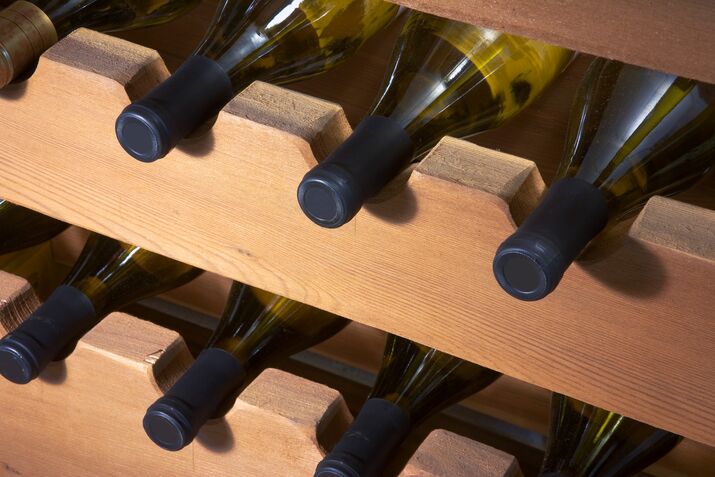 PURSUITS_WEB_Top Shelf
