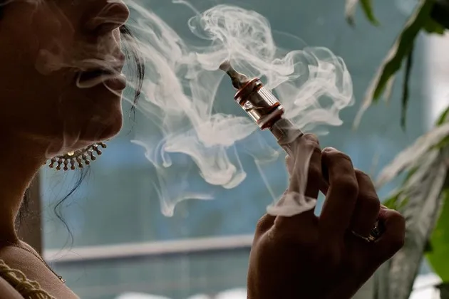 Protecting Teens From the Allure of E-Cigs