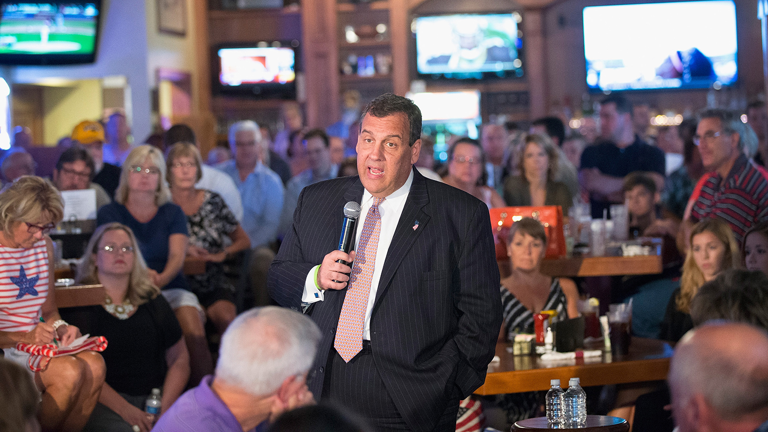 Christie Runs New Jersey by Remote Control While Seeking New Job