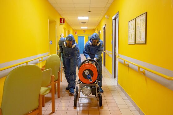 Fixing Nursing-Home Death Traps Is Key to Europe’s Virus Fight