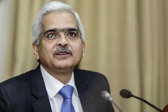 Who Says Rate Moves Need to Be 25bps? Not India's Governor