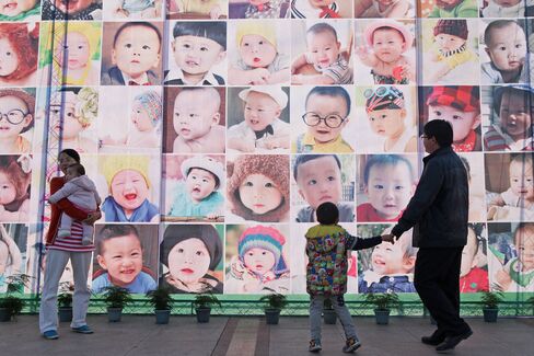 1469176691_china baby small lede