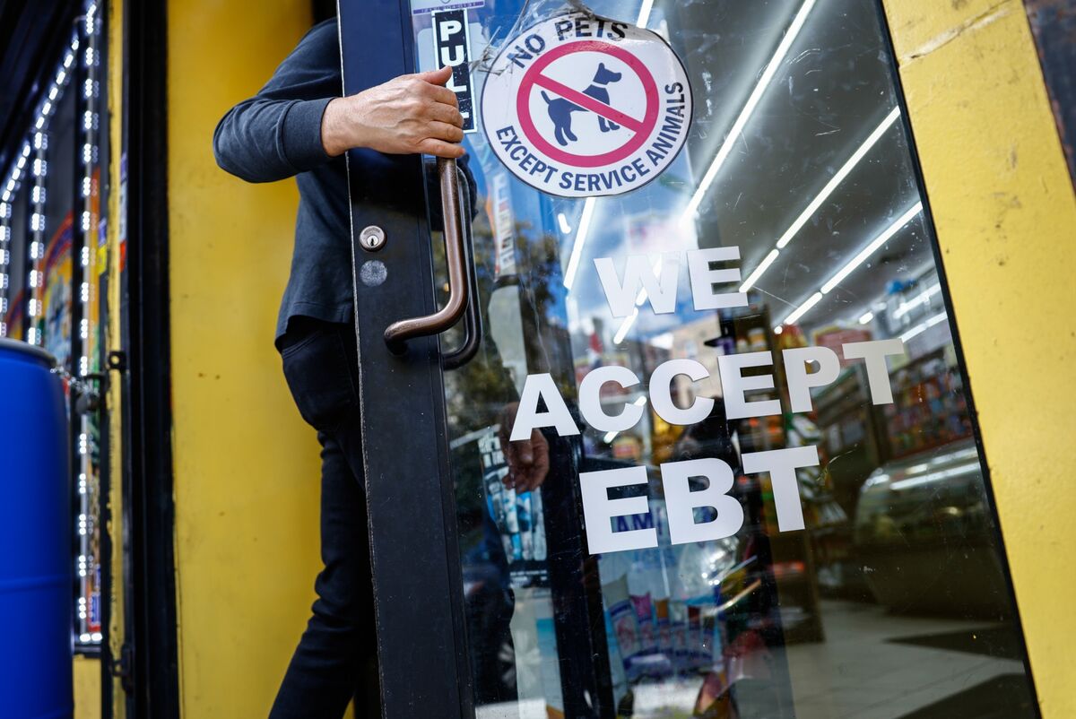 assets.bwbx.io image