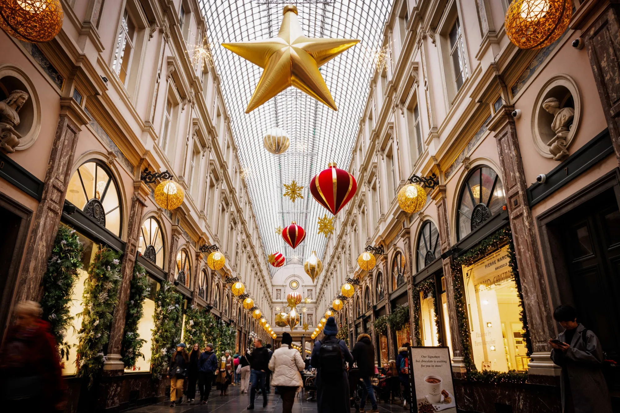 The Galeries Royales Saint-Hubert is&nbsp;the grand setting for L’Ogenblik, a restaurant that’s popular with the Bloomberg audience.