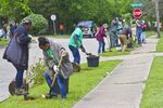 Oak Cliff residents are helping plant 1,000 trees in their neighborhood.