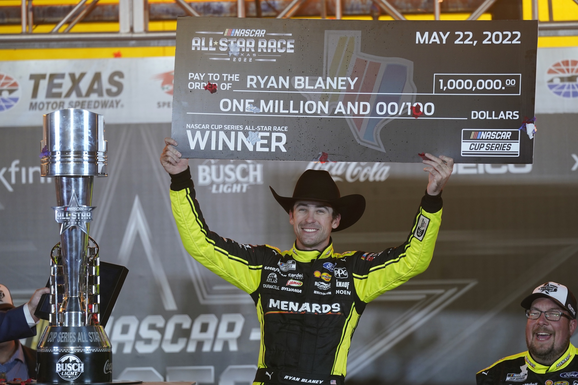 Blaney Wins $1M NASCAR All-Star Race After Caution, Net - Bloomberg