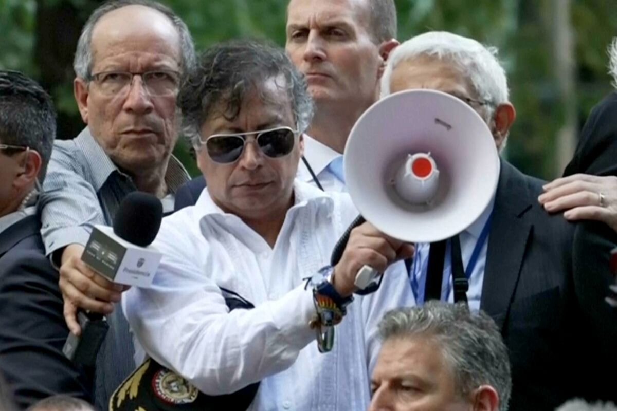 Colombian Leader’s Call to Defy Trump Amplifies Rifts in Region