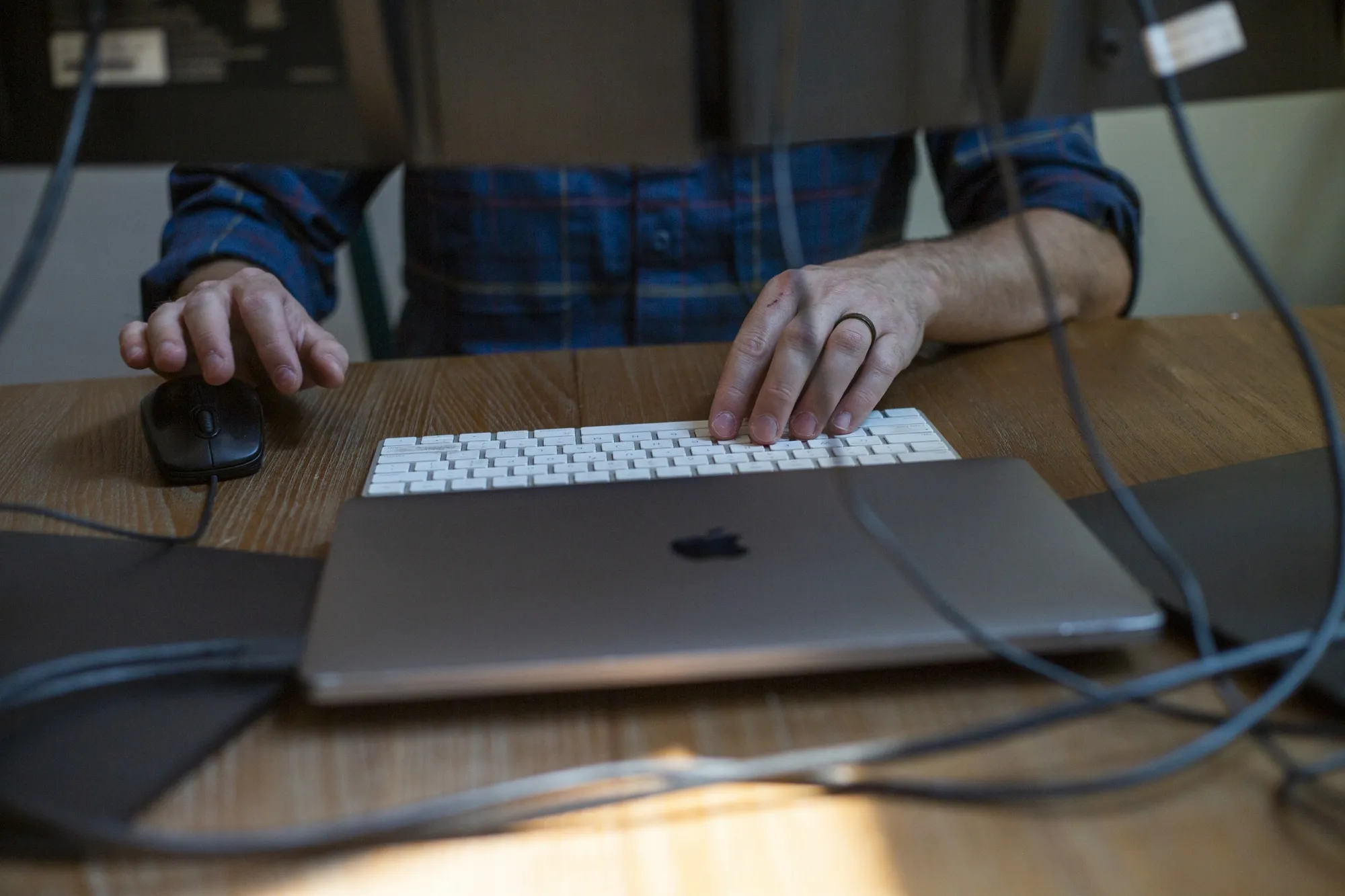 A person works from home in a cabin&nbsp;in California.