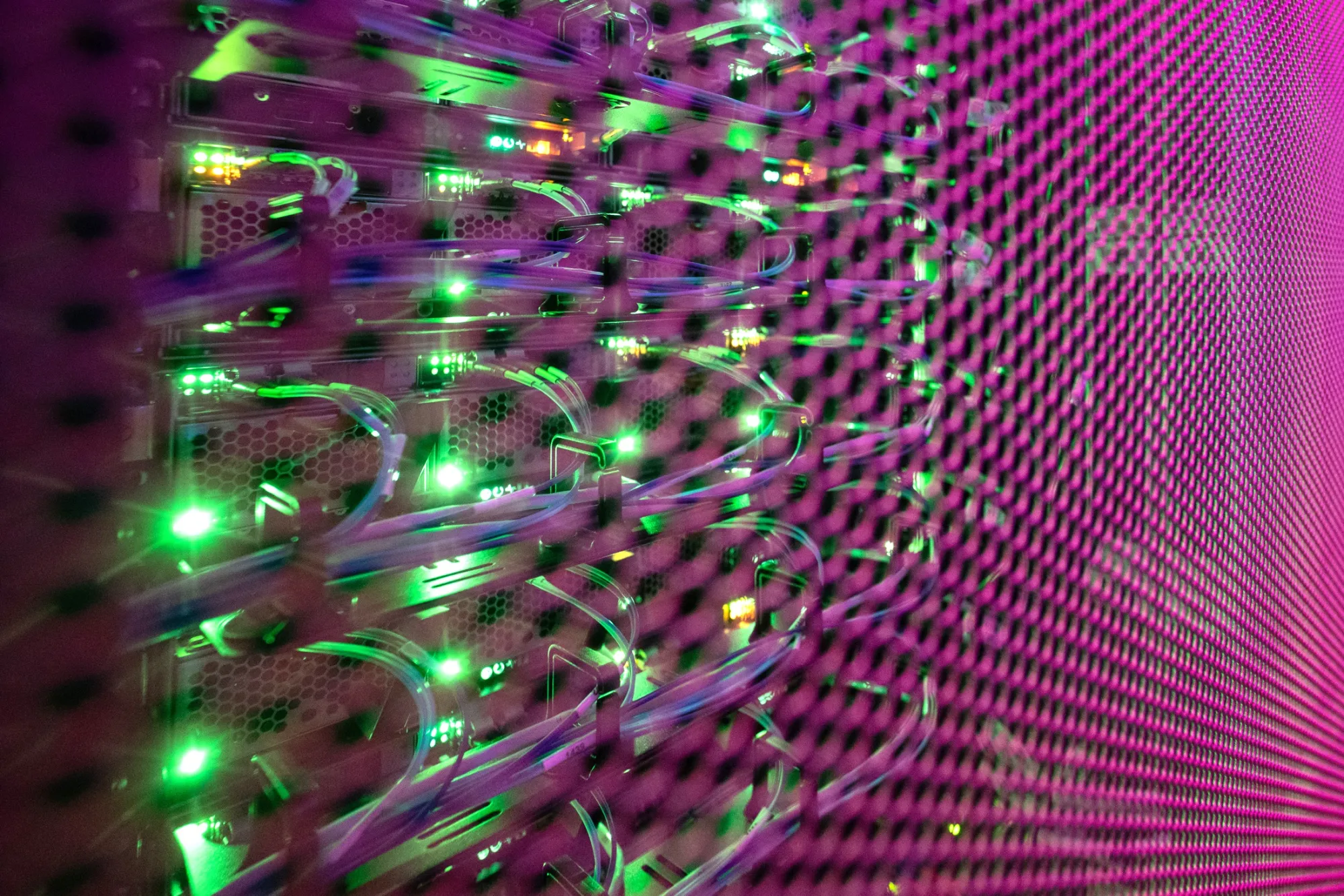 BlackRock to Form €2 Billion Data Center JV With ACS - Bloomberg