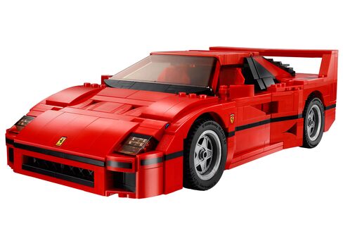 The model F40 looks exactly like the original.