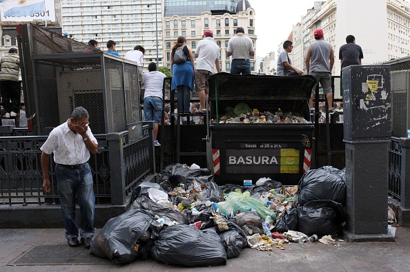 Latin America’s City Trash Brims with Hidden Cash - Bloomberg