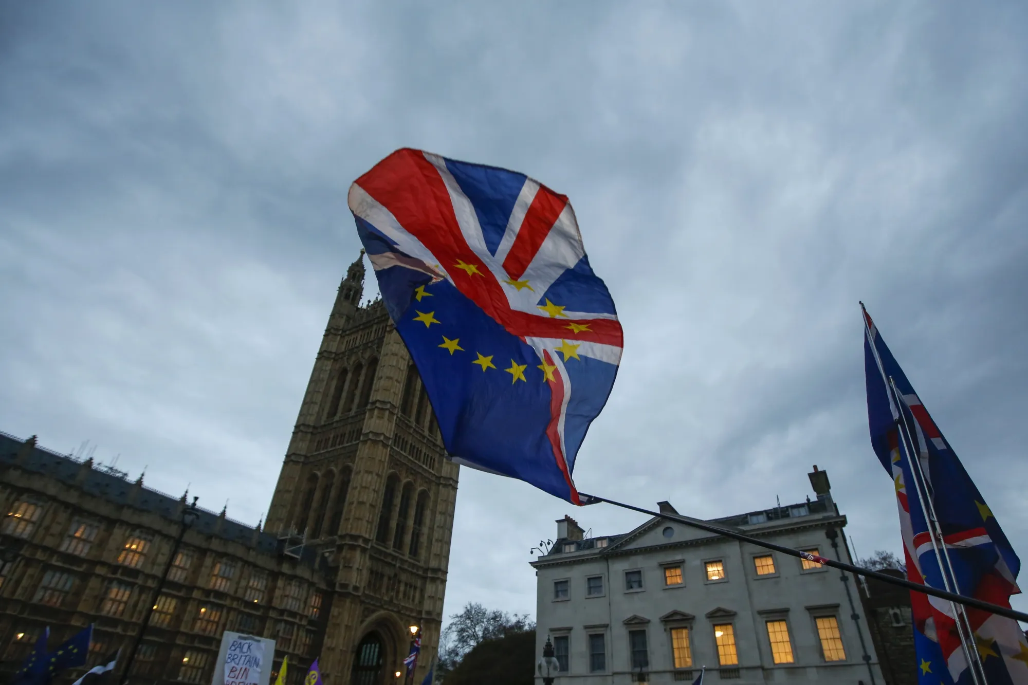 U.K. Parliament Votes to Rewrite Brexit Divorce