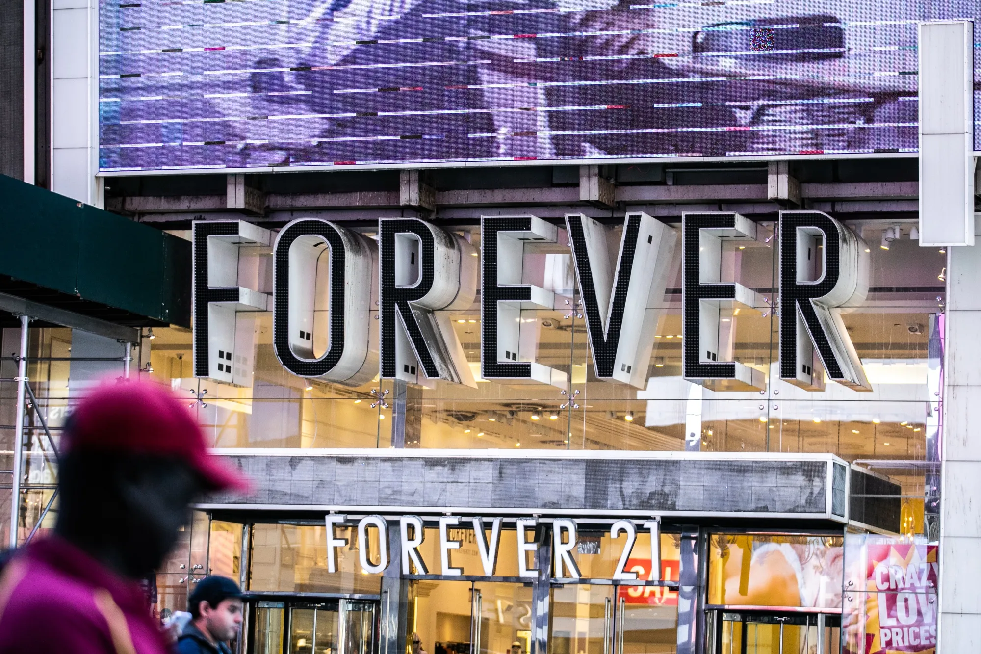 Forever 21 locations As Clothing Store Plans Potential Bankruptcy