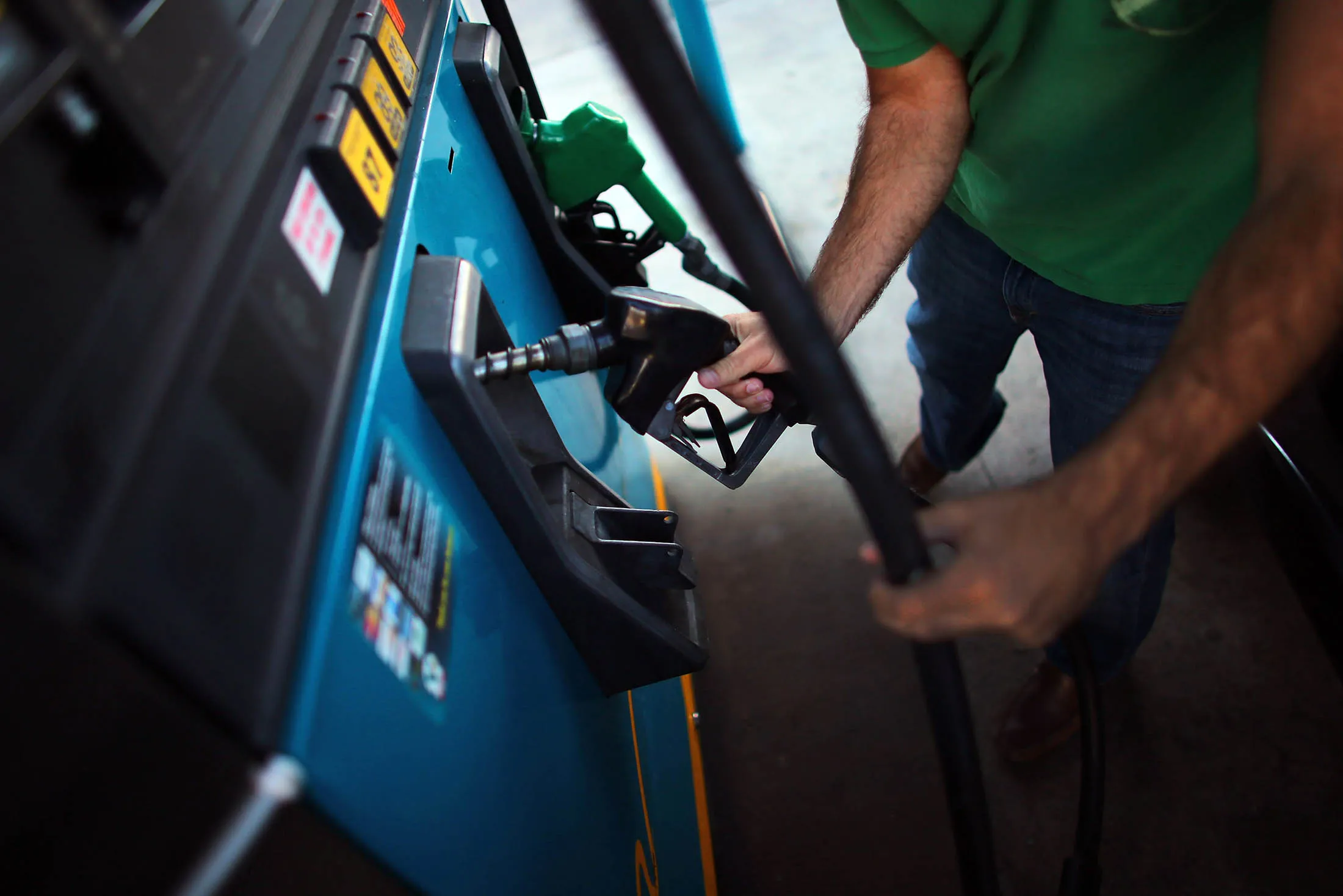 Unseasonably High Gas Prices Suggest Year Of Escalating Prices