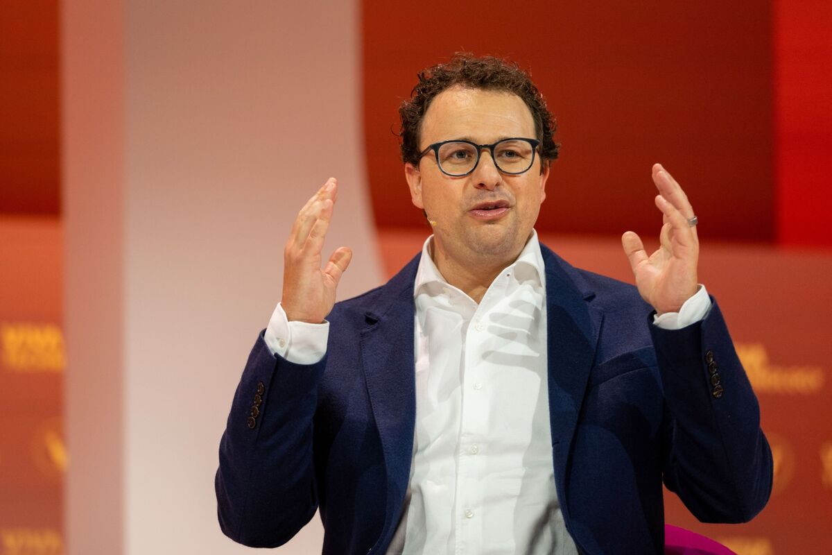 Anthropic CEO Says Mandatory Safety Tests Needed for AI Models - Bloomberg