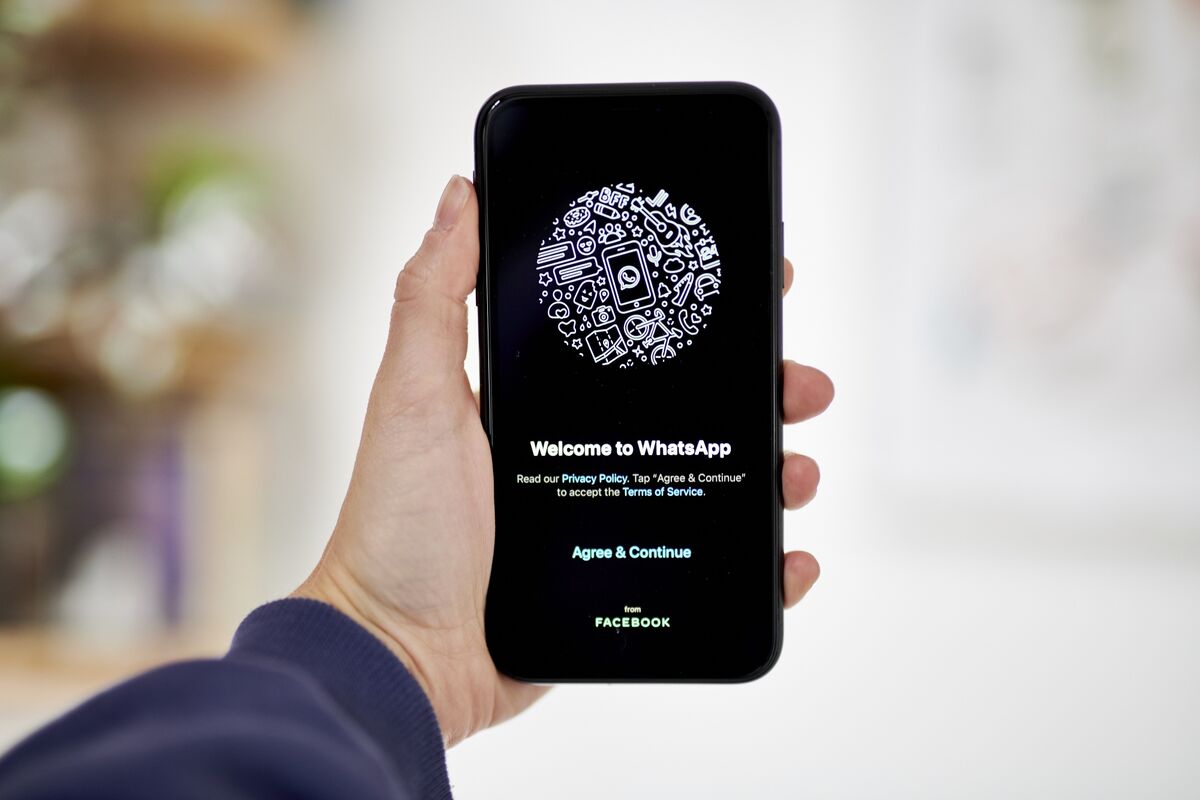 🟪"Meta Platforms Inc. lancia annunci su WhatsApp: una nuova era di monetizzazione per il servizio di messaggistica"