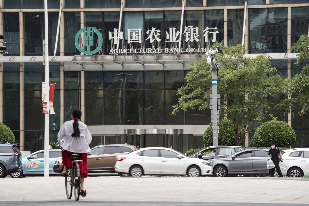 China Auditor Says Top Banks Evaded Tax, Made Improper Loans