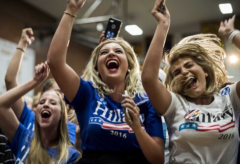 Clinton supporters on March 21 in Phoenix, Arizona.