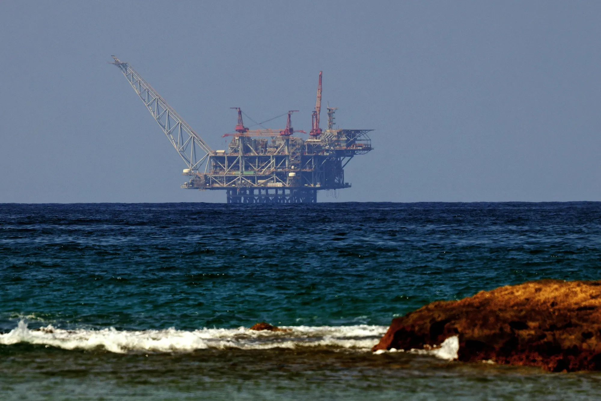 A drilling platform in the Leviathan natural gas field off the coast of Nasholim, Israel.&nbsp;