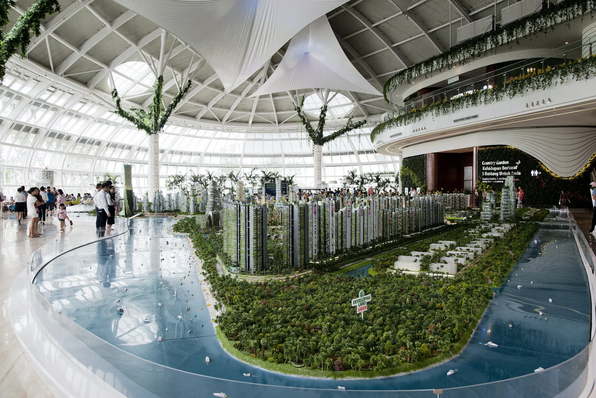 マレーシア首相：外国人の購入認めない－人工島の大型不動産事業 - Bloomberg