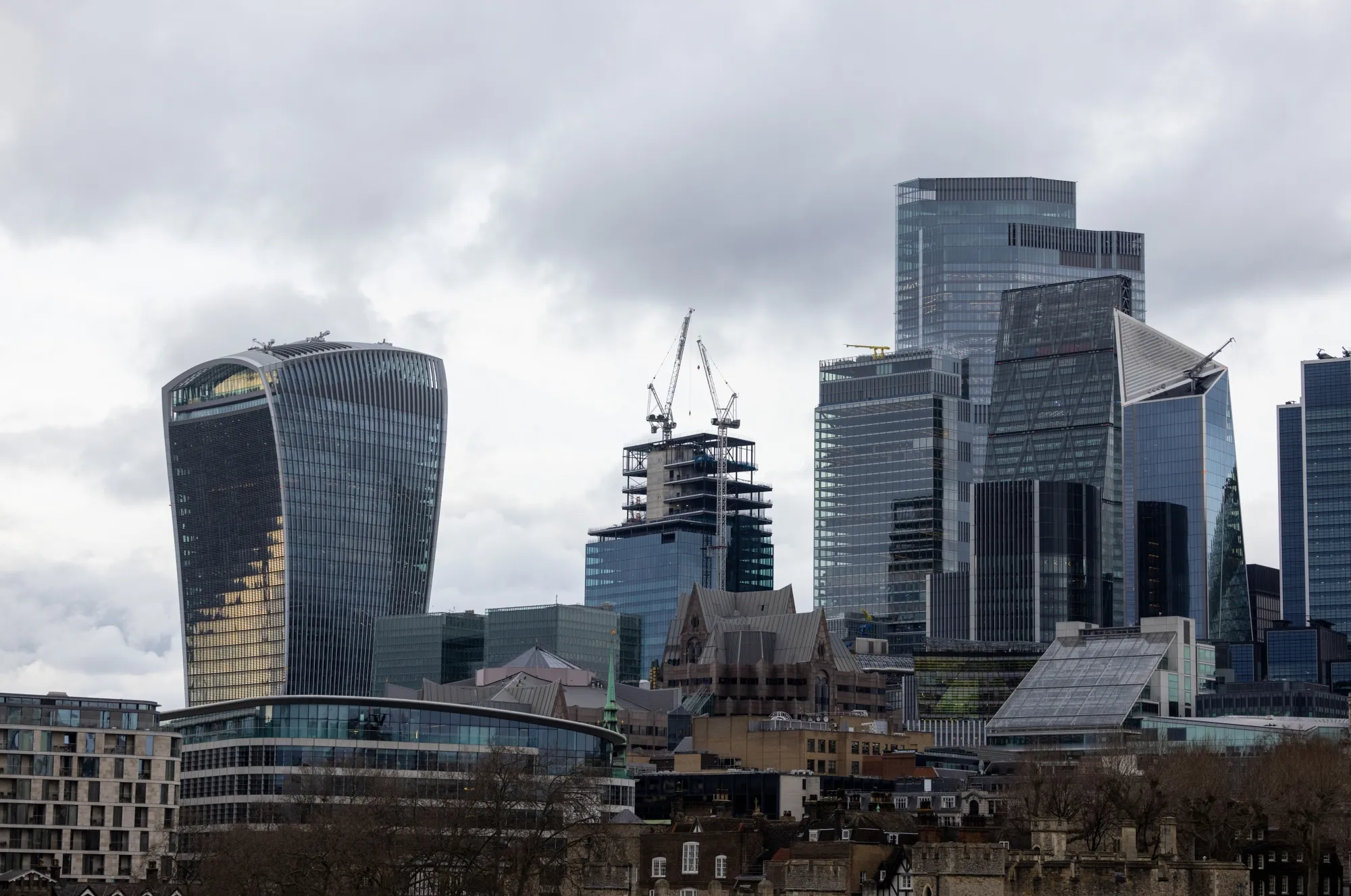 Schroders Pinpoints Real Estate Value in Private Credit Boom Bloomberg