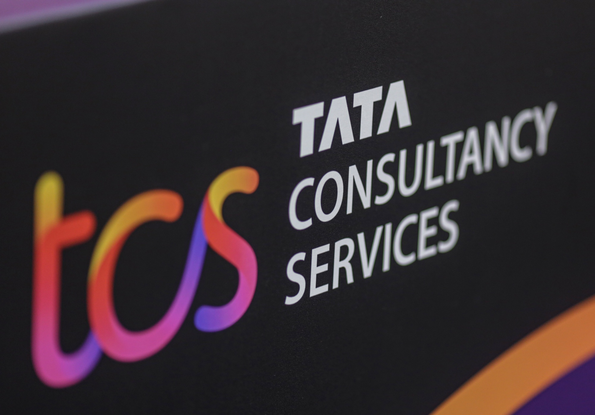 tcs-results-tata-consultancy-services-profit-beats-estimates-bloomberg