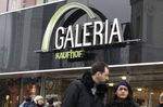 New Year Retail Sales in Germany's Financial Capital 