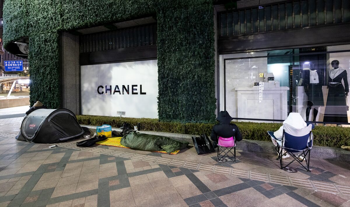 Terminologi Tilbagetrækning navigation Chanel owners get $5 billion in dividends as sales of luxury goods boom -  Bloomberg