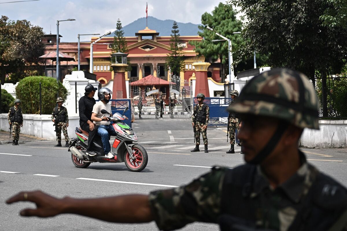 Nepal Holds Talks on Interim Leadership After Deadly Unrest