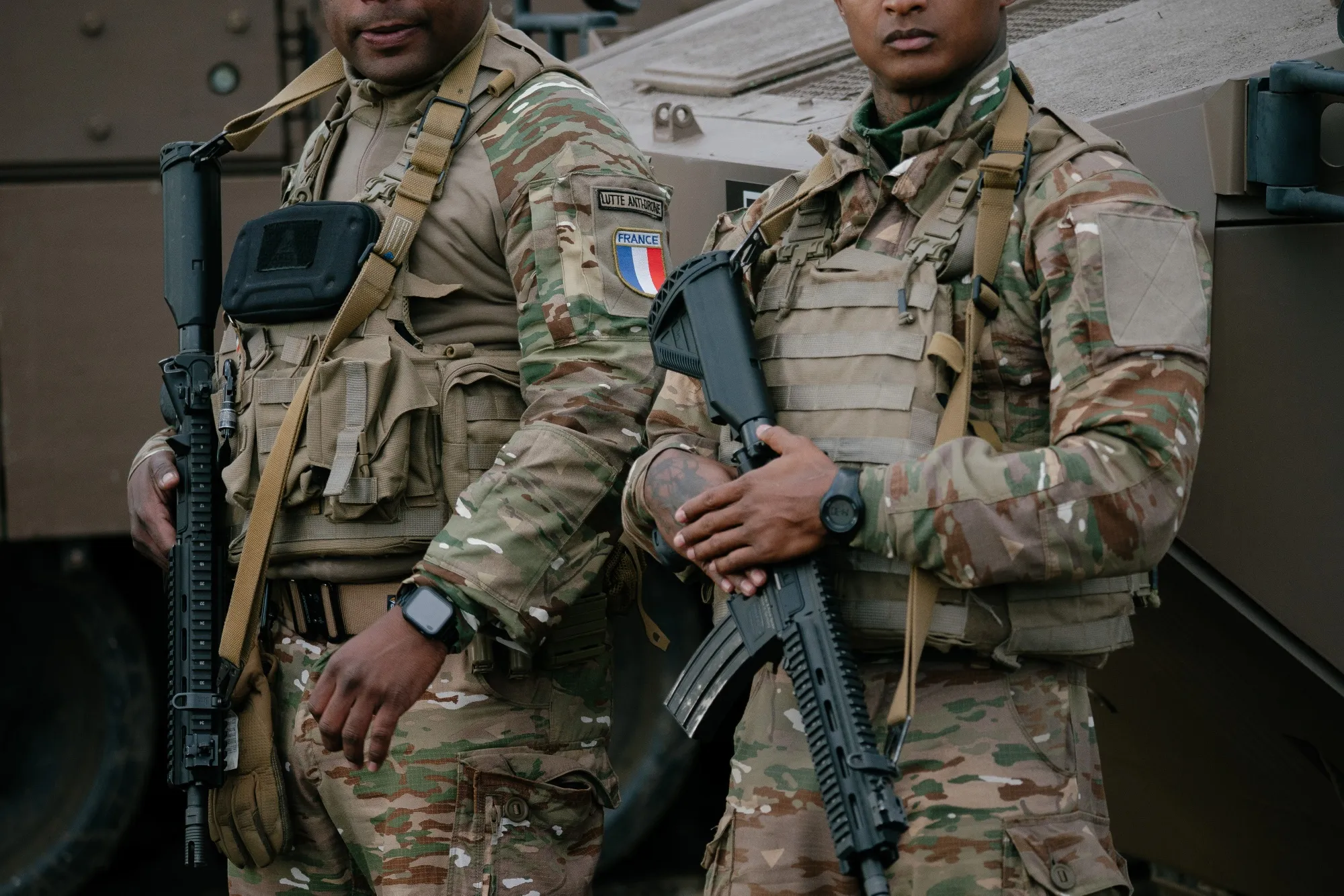 France, where military conscription ended in 2001, has a standing military of about 205,000 servicemen.&nbsp;