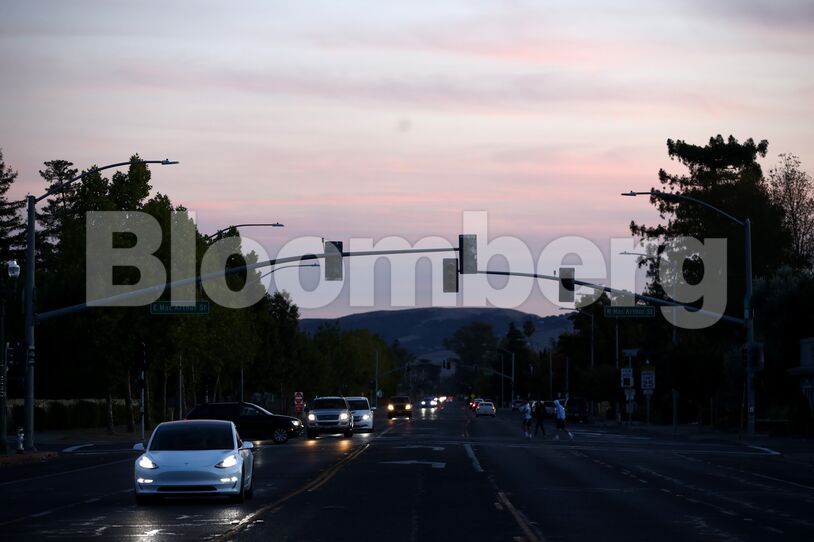 Massive Planned Power Outages Affect Large Swaths Of California