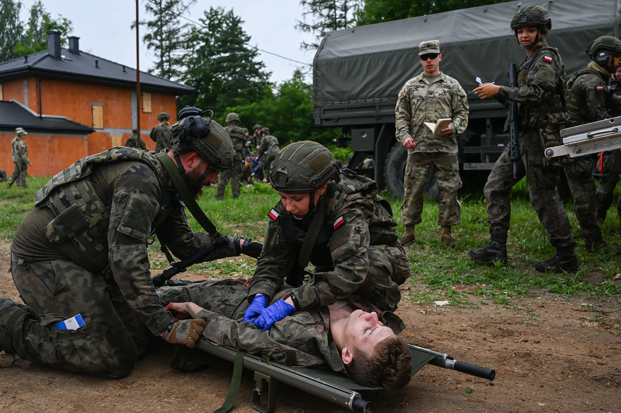 Polish Territorial Defense recruits practice evacuation of wounded soldiers during a Combat Medical training&nbsp;in Bialystok, Poland.
