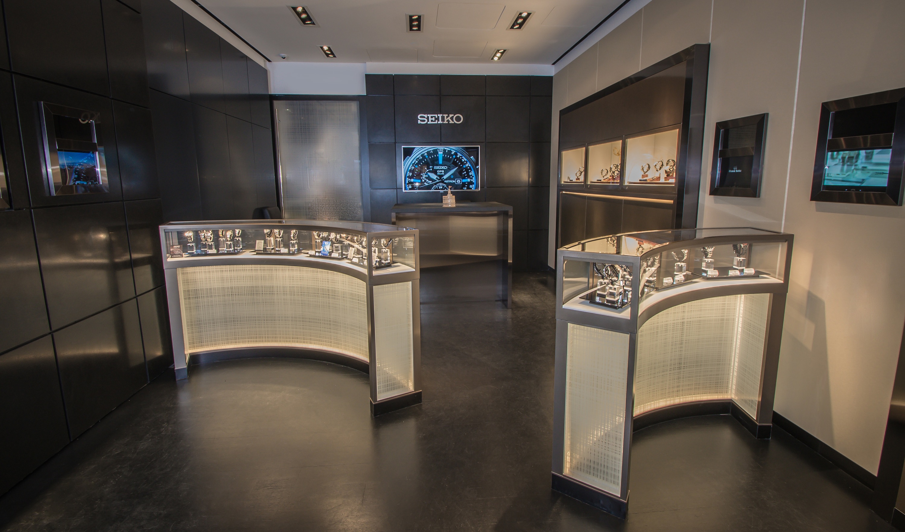 Seiko Opens Madison Avenue Boutique To Showcase Prestige Collections -  Bloomberg