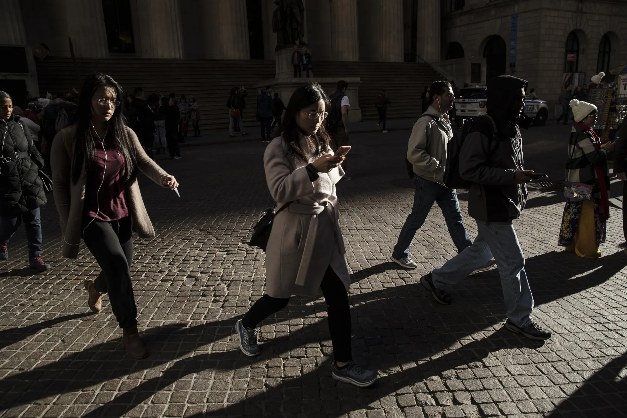 Trading On The Floor Of The NYSE As U.S. Stocks Pare Gains And Treasuries, Dollar Decline