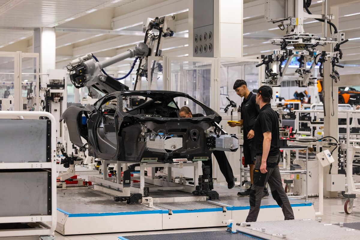 Labour MPs Warn UK Risks Falling Short on Industrial Revival