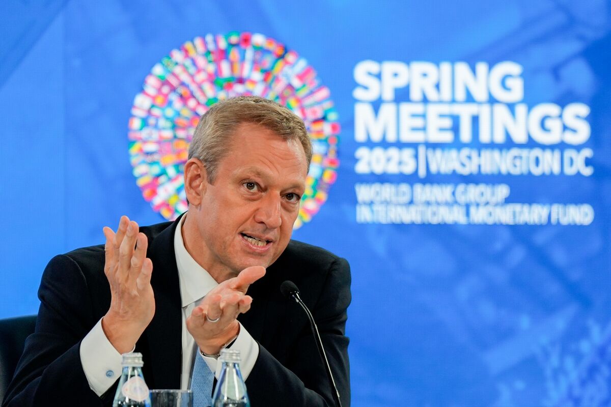 Private Markets’ Exposure Nears $5 Trillion at Top Pension Funds