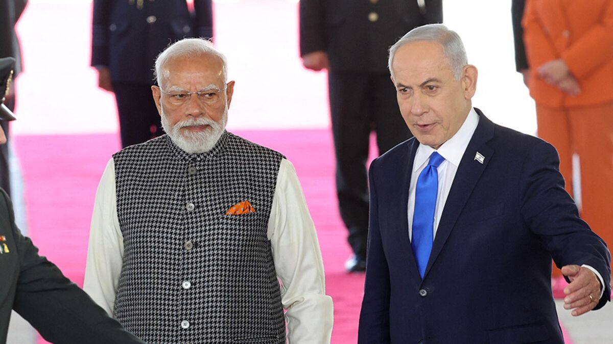 India's Modi Greeted by Netanyahu to Start Israel Visit
