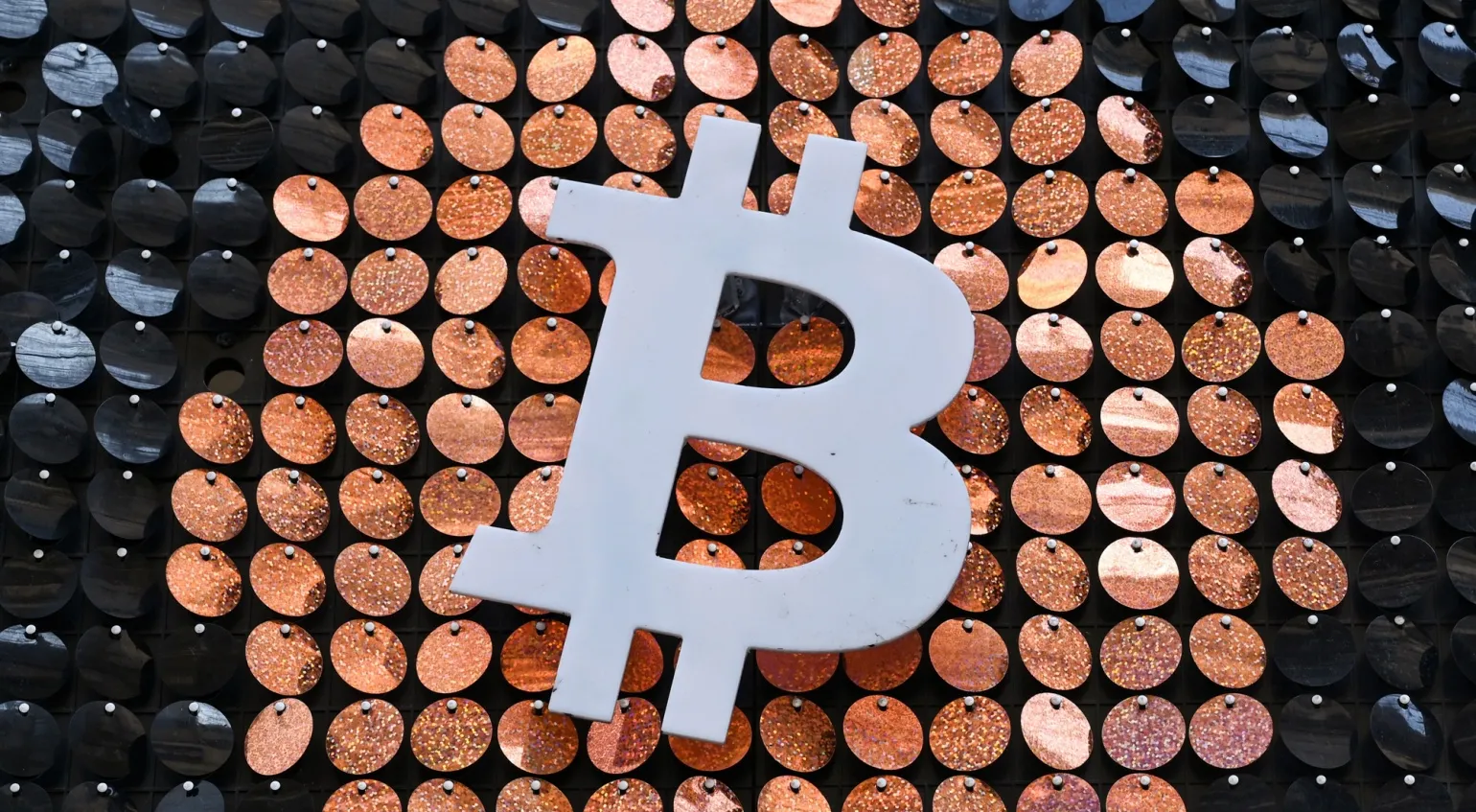 Bitcoin (BTC USD) Cryptocurrency Price Jumps to $50,000 - Bloomberg