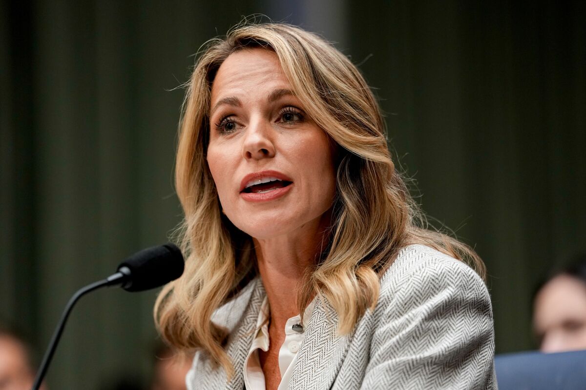 Trump’s Third Surgeon General Pick Advances to Full Senate Vote