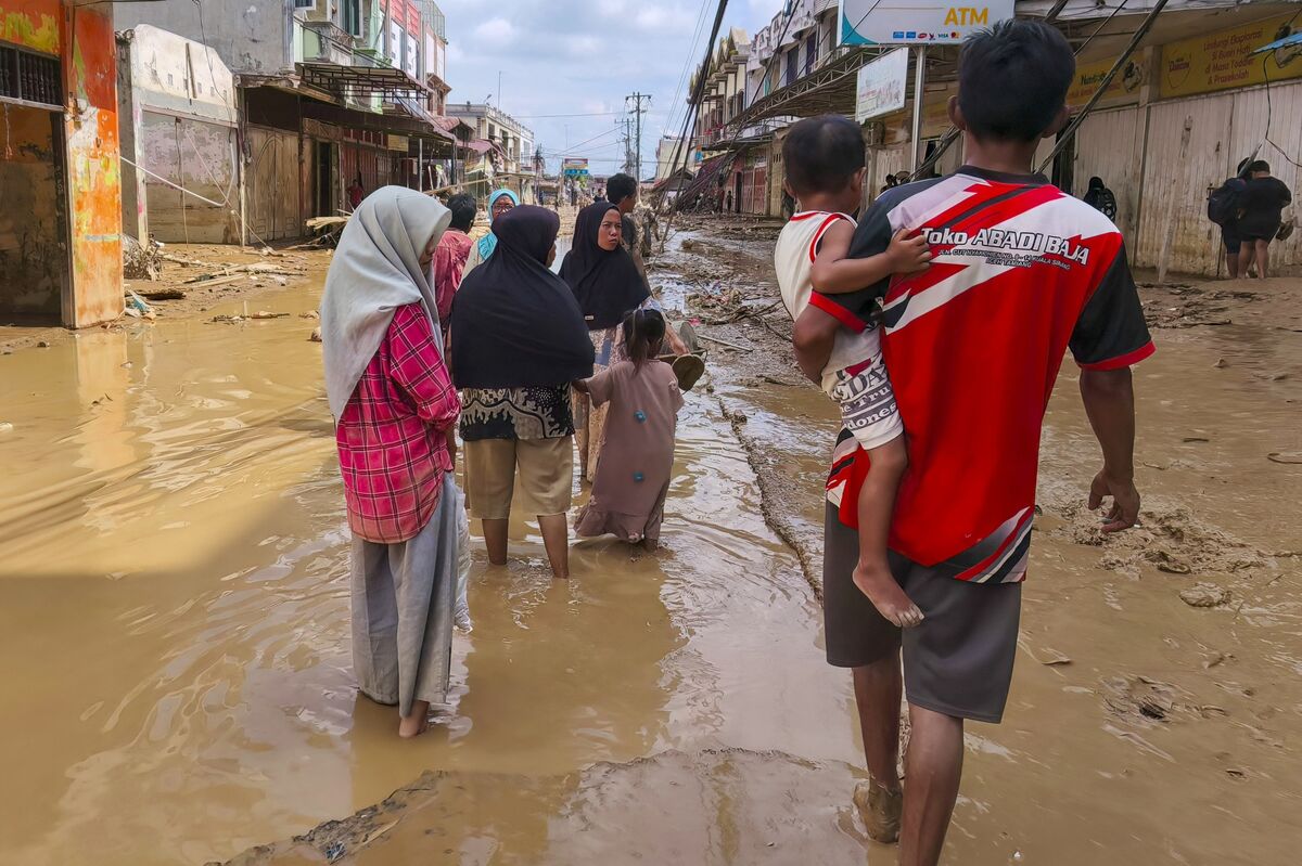 Losses Top $20 Billion in Asia Floods as Climate Risks Grow