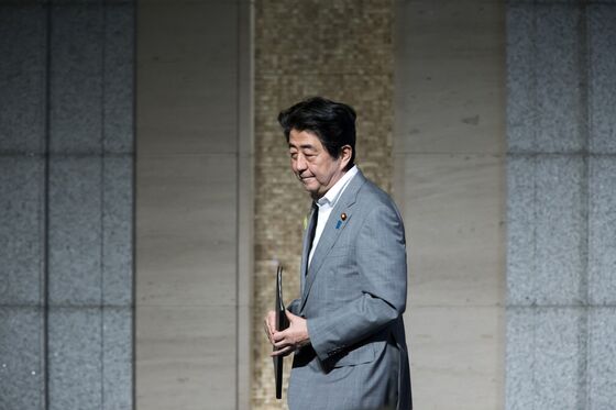 Japan’s Abe Seeks Third Term After Fighting Back From Scandal