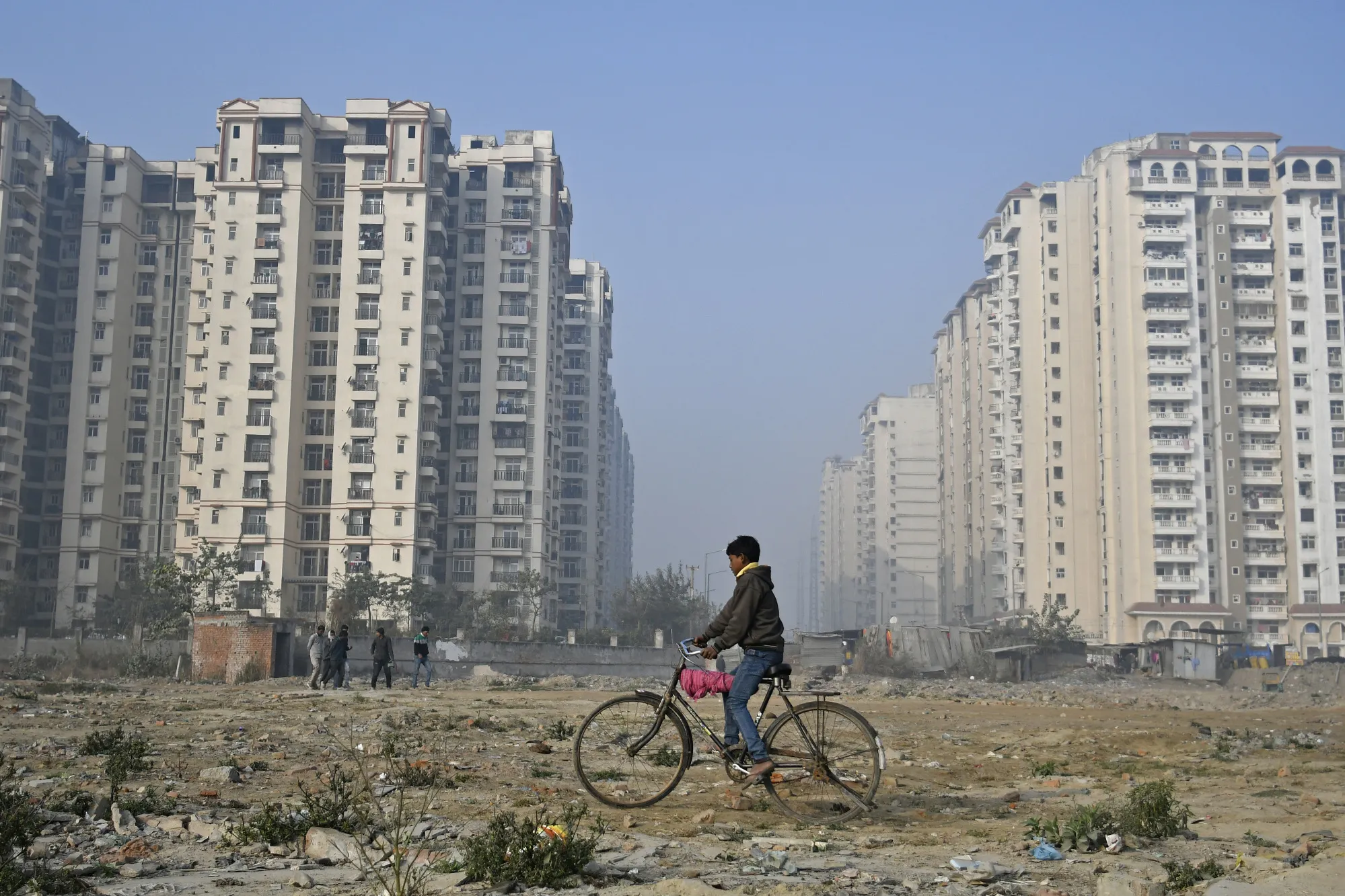 Housing Developments in Noida as Phantom Flats Have Homebuyers Fleeing a Once-Hot Property Market