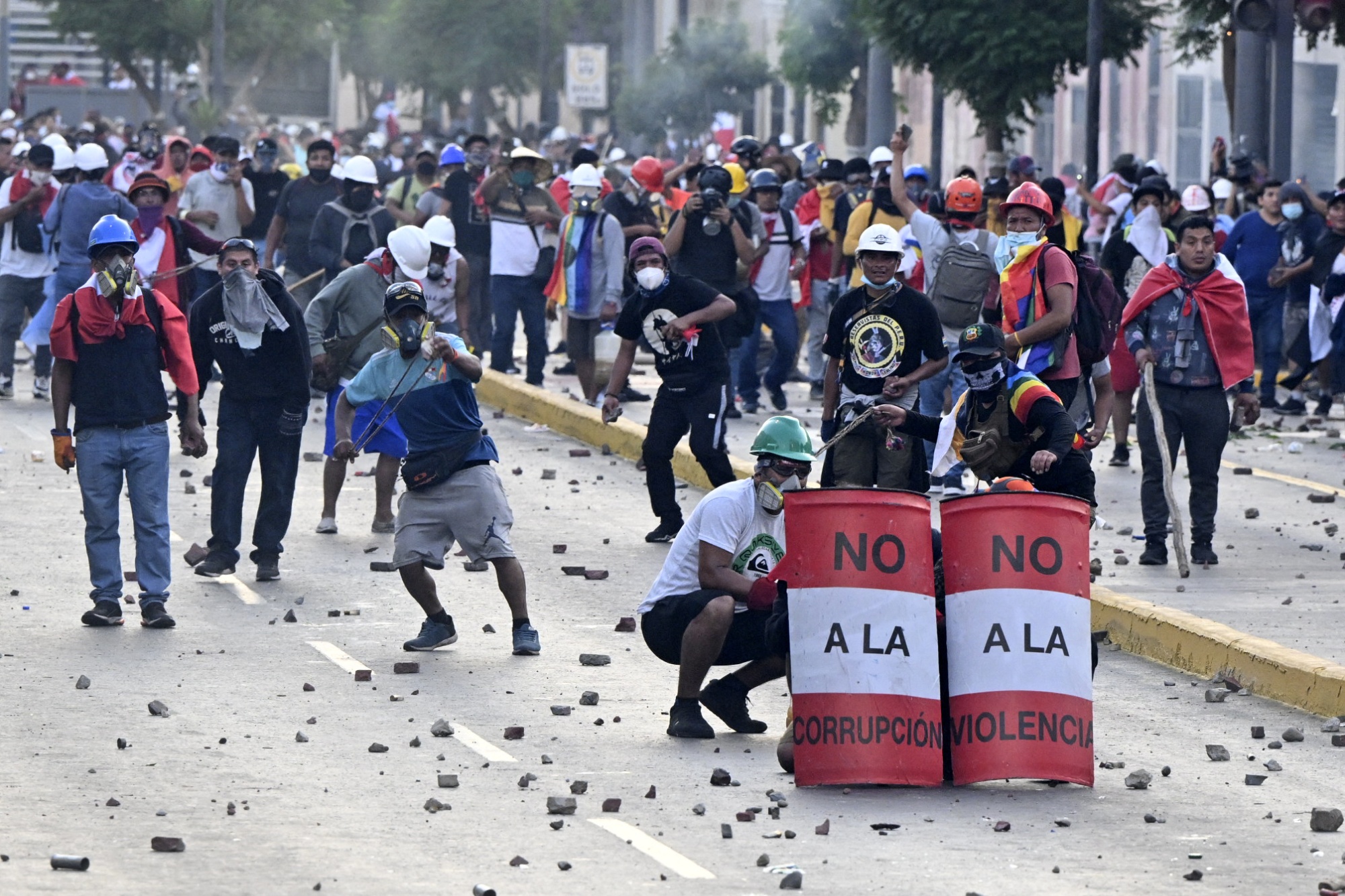 Peru s Violent Protests Imperil 30 of No. 2 Copper Supplier s