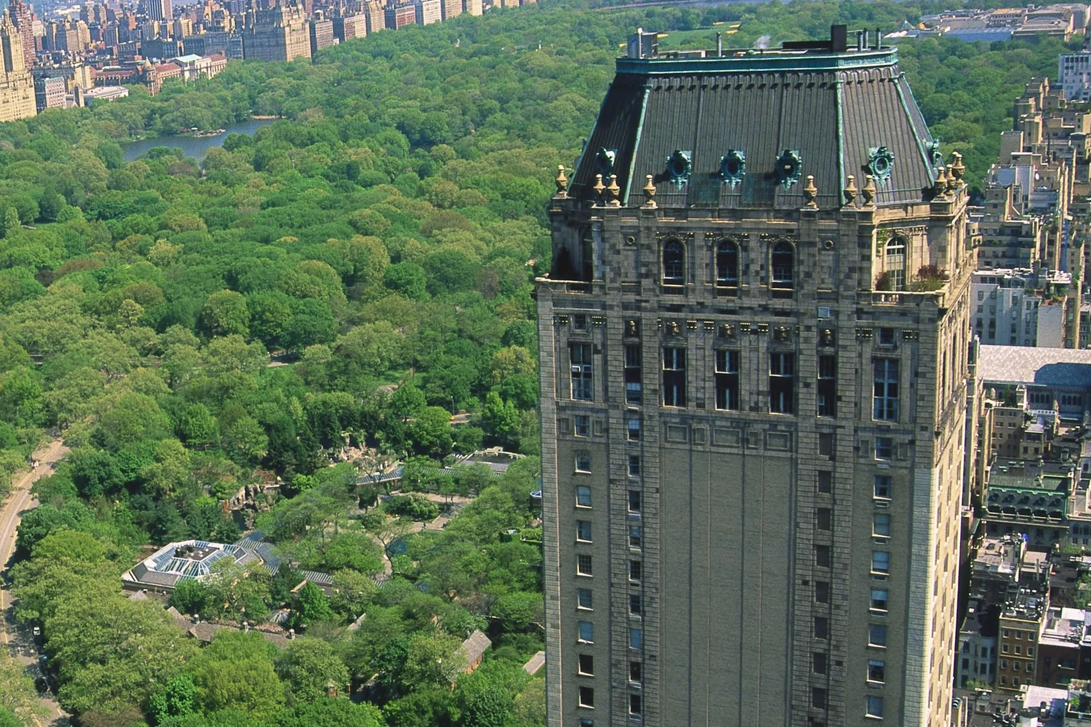 Pierre Hotel Near NYC Central Park Is Up for Sale - Bloomberg