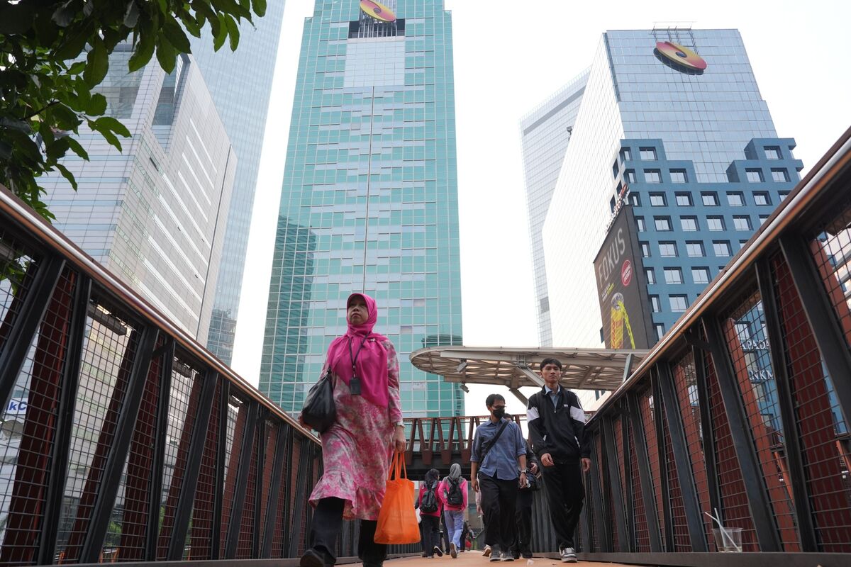 MSCI Fallout Widens With Indonesian Corporate Bond Sale Shelved