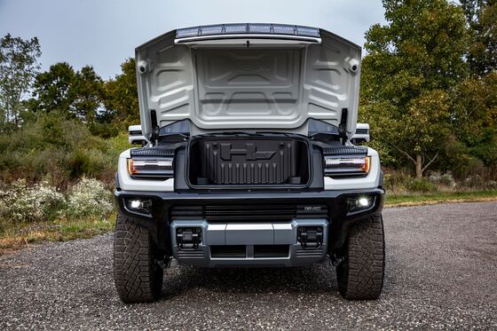 GM Debuts Electric Hummer Pickup With $80,000 Starting Price